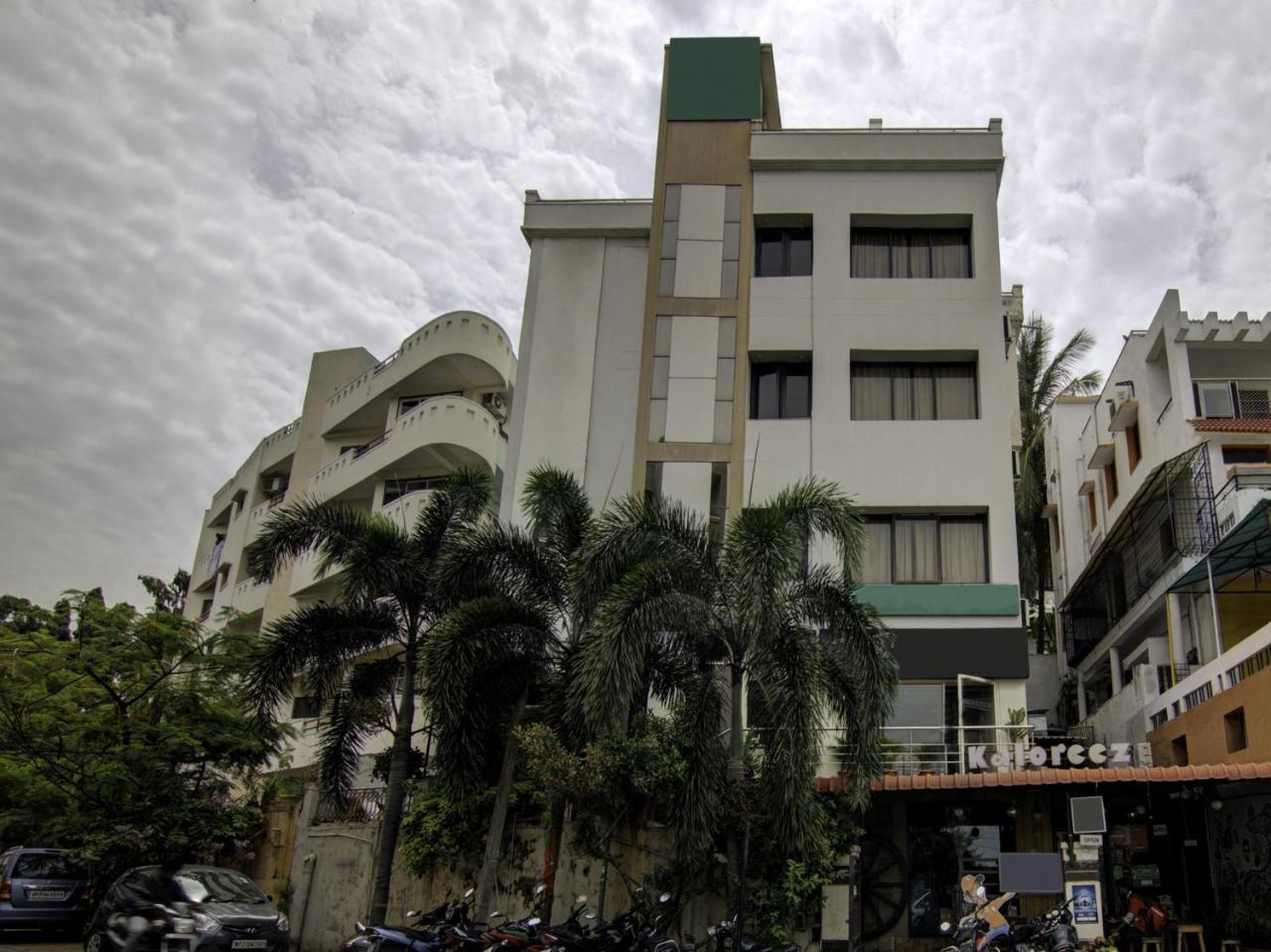 Hotel Oyo 16961 Sea Rock Visakhapatnam Exterior foto